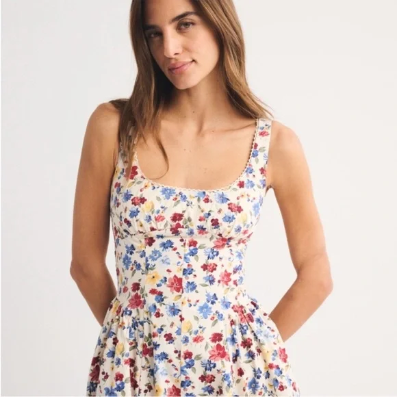 New Abercrombie & fitch Dylan bra free midi dress - Picture 3 of 7